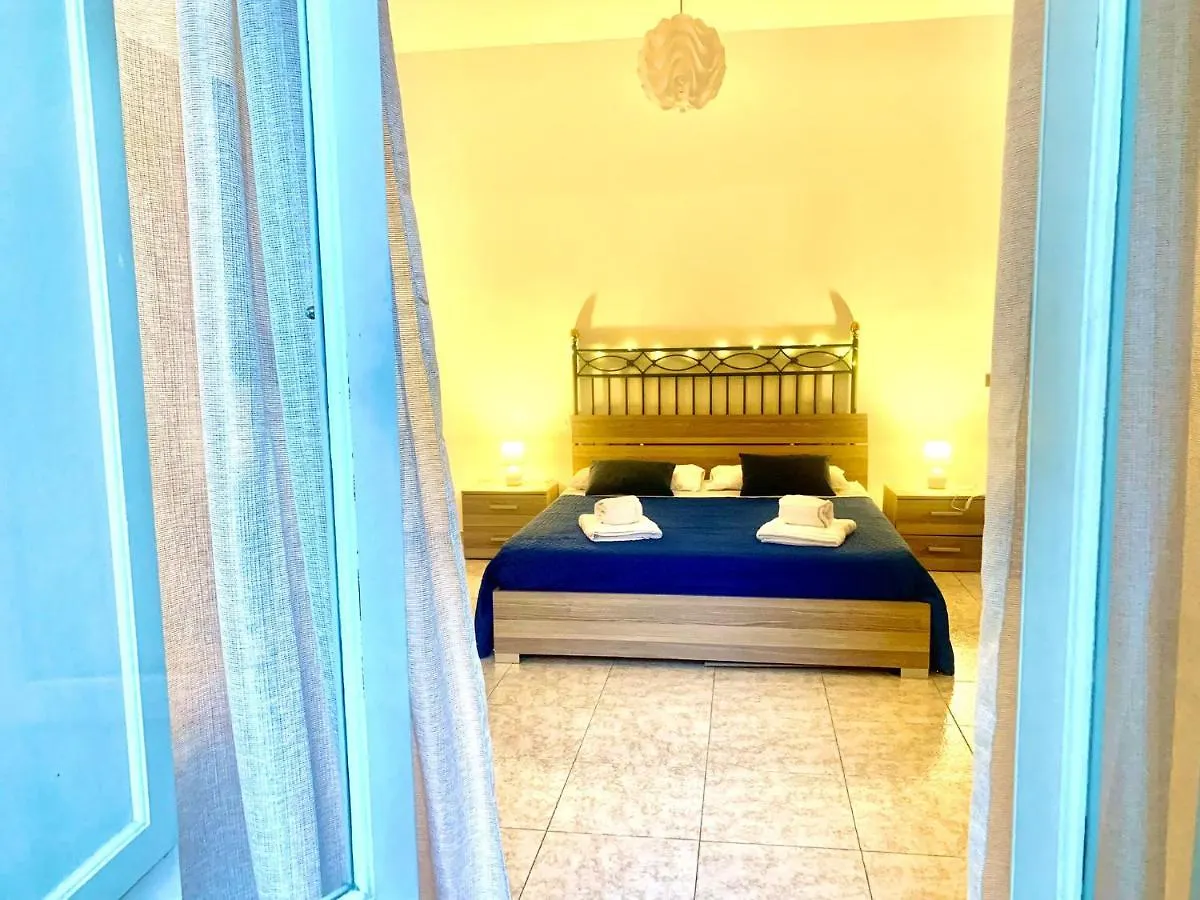 A Un Passo Dal Massimo 1 Apartment Palermo
