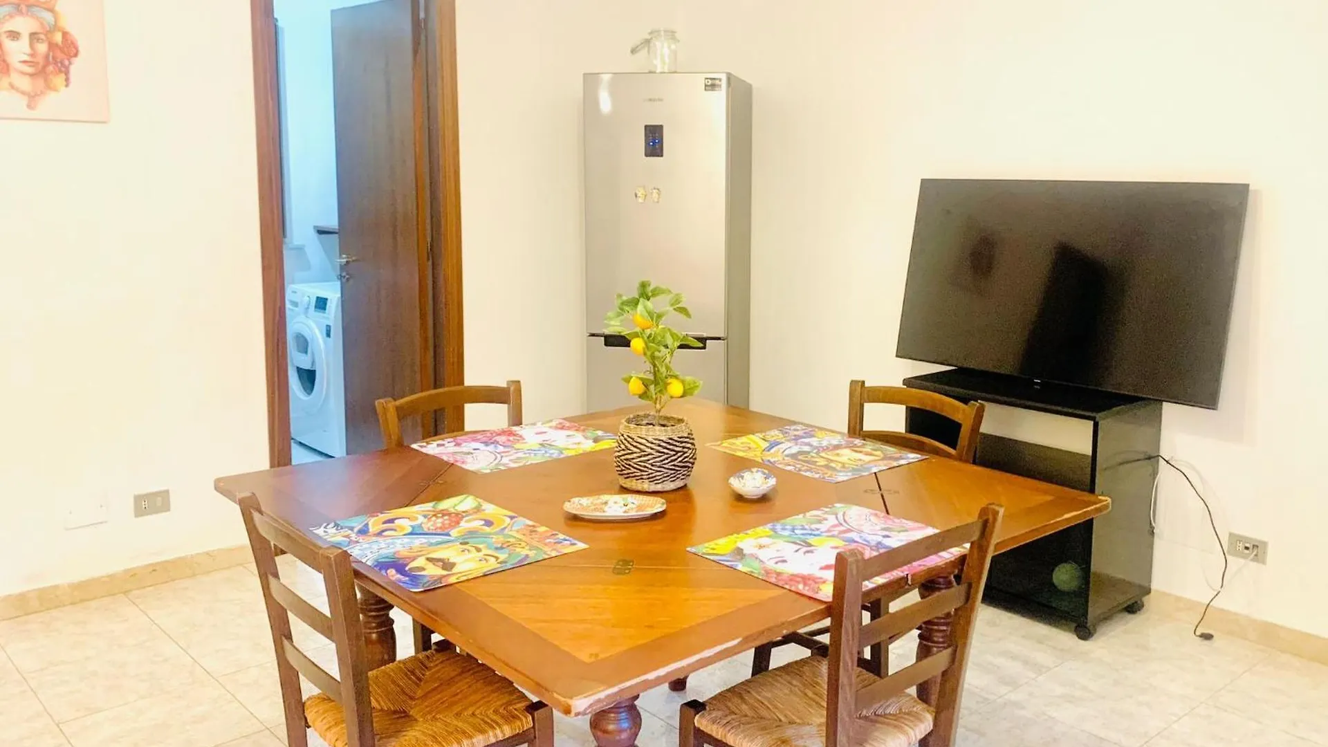 A Un Passo Dal Massimo 1 Apartment Palermo 0*,  Italy
